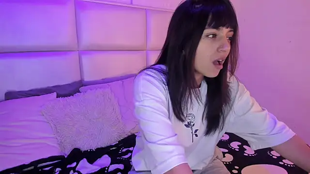 Xara u online show from 04/08/26, 07:47