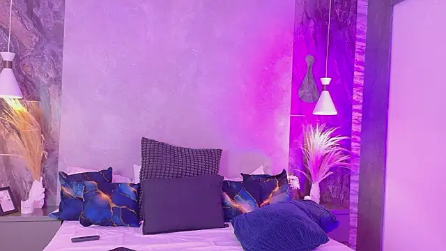 Snapshot of Hannah-Prada chatting on 02/28/26, 11:22 Hannah-Prada online show from 02/28/26, 11:22