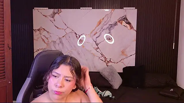 Sophie19   online show from 03/06/26, 11:50