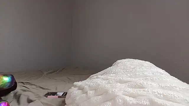 CreamyCookiee online show from 02/27/26, 04:01