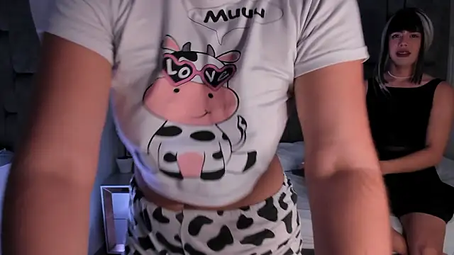 Snapshot of TrioTemptation_OS chatting on 02/13/26, 08:32 TrioTemptation OS online show from 02/13/26, 08:32