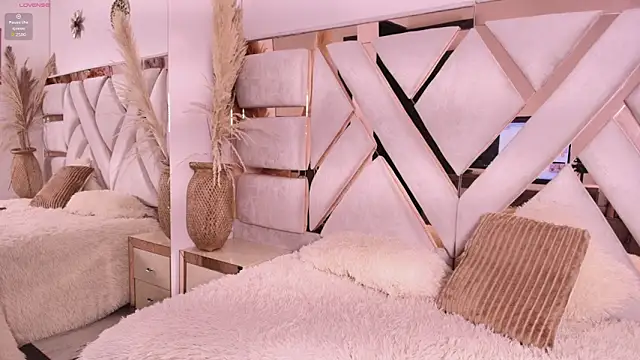 Snapshot of Evadne_Stein chatting on 02/11/26, 09:09 Evadne Stein online show from 02/11/26, 09:09