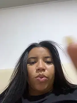 Snapshot of Lucy_strong1 chatting on 03/04/26, 09:48 Lucy strong1 online show from 03/04/26, 09:48