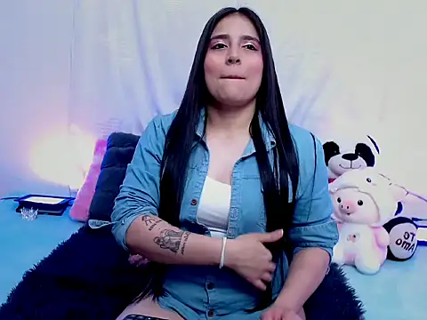 Snapshot of CristalSmithh chatting on 02/18/26, 04:19 CristalSmithh online show from 02/18/26, 04:19