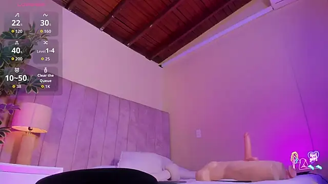 Ashley Beaomunt online show from 04/13/26, 11:37