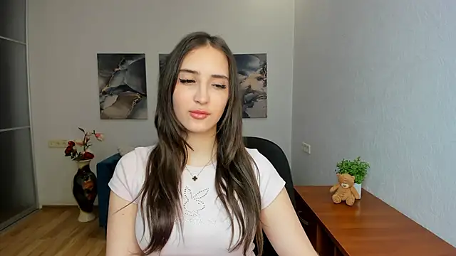 Effy Royse online show from 05/29/26, 05:44