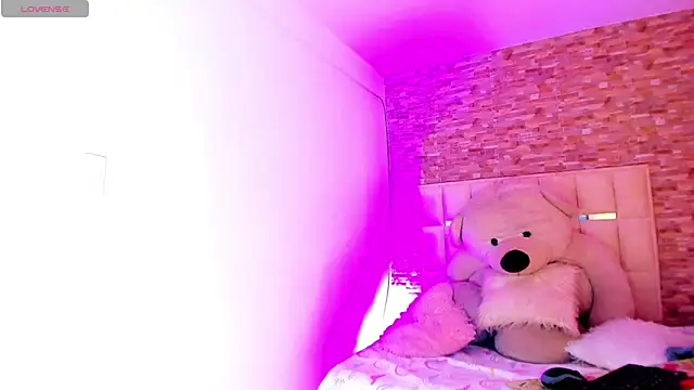 sexy girlts online show from 03/11/26, 06:30