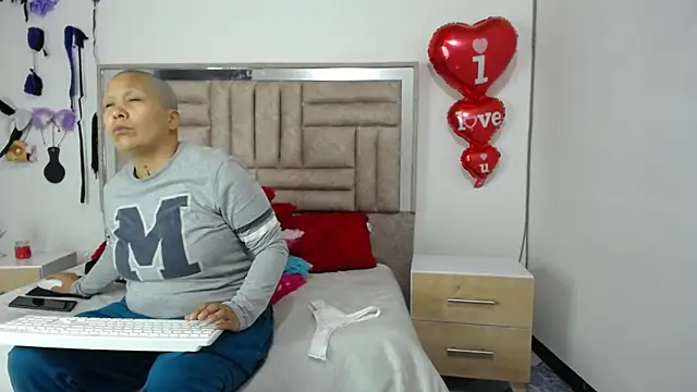 nat evans8 online show from 03/12/26, 10:05