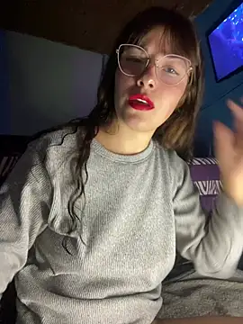 Snapshot of Luna33- chatting on 07/20/26, 11:07 Luna33- online show from 07/20/26, 11:07