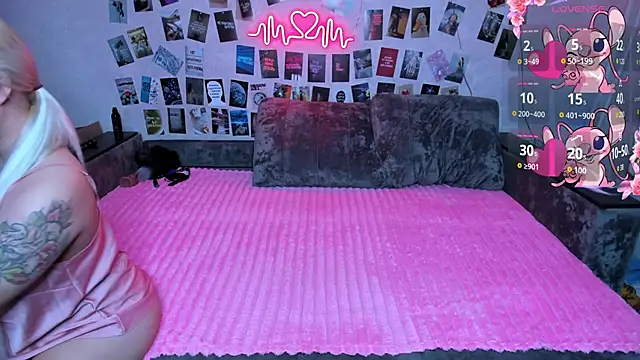 x Ulya1cutex online show from 03/28/26, 02:05