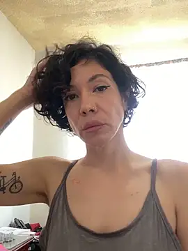 Snapshot of JeanneDuval8888 chatting on 02/16/26, 10:28 JeanneDuval8888 online show from 02/16/26, 10:28