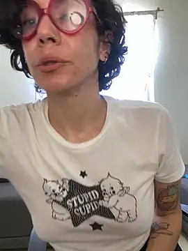 Snapshot of JeanneDuval8888 chatting on 03/04/26, 09:10 JeanneDuval8888 online show from 03/04/26, 09:10