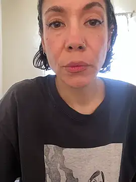 JeanneDuval8888 online show from 04/10/26, 10:25