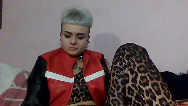 Snapshot of AlisaDear257 chatting on 02/26/26, 08:41 AlisaDear257 online show from 02/26/26, 08:41