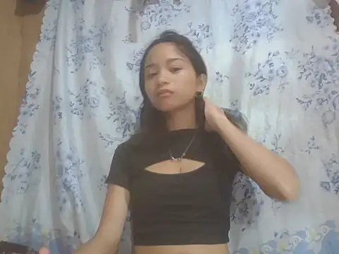 Snapshot of Asianpinay_Skinny1818 chatting on 02/10/26, 10:41 Asianpinay Skinny1818 online show from 02/10/26, 10:41