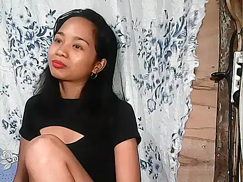 Snapshot of Asianpinay_Skinny1818 chatting on 02/10/26, 10:47 Asianpinay Skinny1818 online show from 02/10/26, 10:47