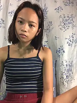 Snapshot of Asianpinay_Skinny1818 chatting on 06/17/26, 01:41 Asianpinay Skinny1818 online show from 06/17/26, 01:41