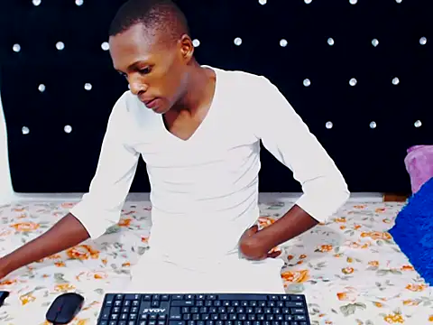 Snapshot of NtandoXx chatting on 03/06/26, 01:07 NtandoXx online show from 03/06/26, 01:07