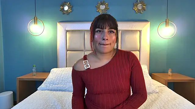 Snapshot of nyx__x chatting on 02/19/26, 07:43 nyx x online show from 02/19/26, 07:43