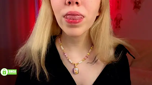 Rochelle kitty online show from 03/29/26, 03:34