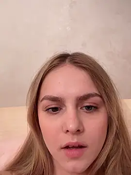 Snapshot of lillit_vivit chatting on 02/19/26, 11:17 lillit vivit online show from 02/19/26, 11:17