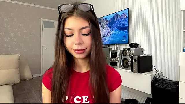 You Club Winx online show from 03/14/26, 11:15