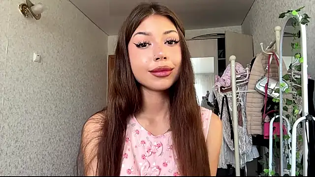 You Club Winx online show from 07/19/26, 08:18
