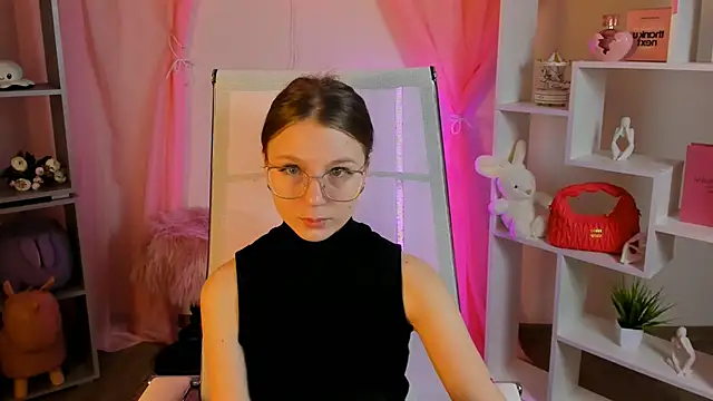 Snapshot of ElliFrankenweenie chatting on 02/22/26, 09:19 ElliFrankenweenie online show from 02/22/26, 09:19