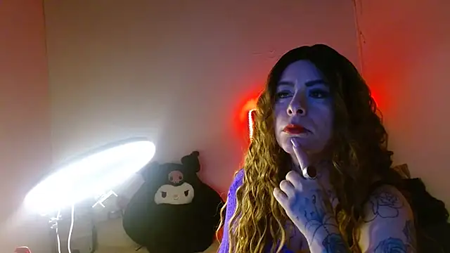 mia vantt online show from 04/15/26, 08:53