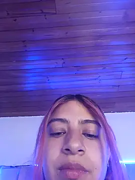 Snapshot of lunabloom2 chatting on 03/03/26, 02:01 lunabloom2 online show from 03/03/26, 02:01