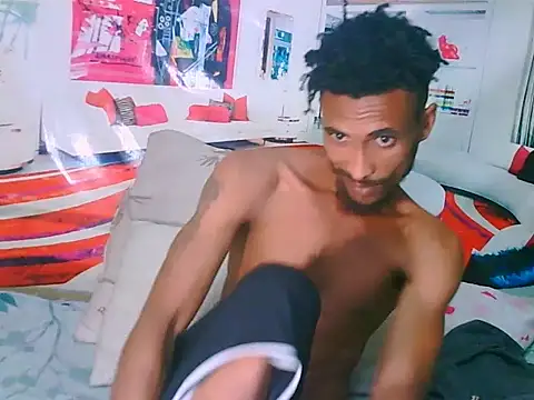 Snapshot of EroticPoison69 chatting on 02/24/26, 05:44 EroticPoison69 online show from 02/24/26, 05:44