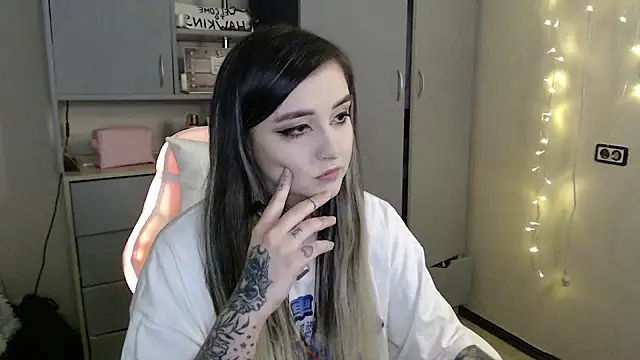 Rin Tozier online show from 03/18/26, 01:31