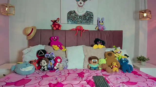 Snapshot of emma_wilder_ chatting on 02/21/26, 08:10 emma wilder online show from 02/21/26, 08:10