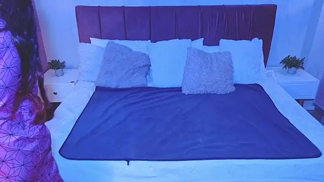 emma wilder  online show from 04/01/26, 08:06