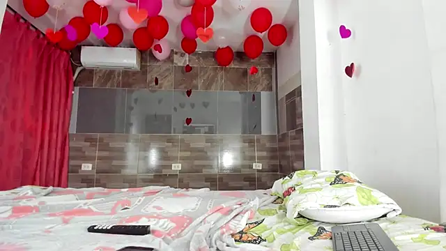 Snapshot of violett_laraa chatting on 02/20/26, 08:31 violett laraa online show from 02/20/26, 08:31