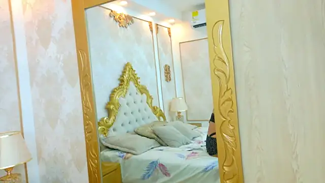 AishaCarpenter online show from 02/12/26, 08:26