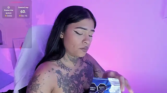 Aisha Haddad online show from 02/17/26, 02:35