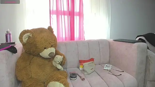Snapshot of Miissy_ chatting on 04/30/26, 06:03 Miissy online show from 04/30/26, 06:03