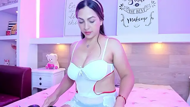 Snapshot of ZoeMoon-1 chatting on 03/03/26, 07:42 ZoeMoon-1 online show from 03/03/26, 07:42