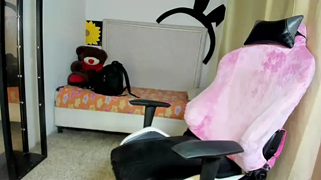 Top and bottom online show from 04/13/26, 08:14