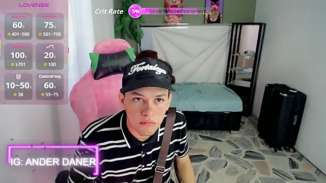 Top and bottom online show from 06/06/26, 08:02