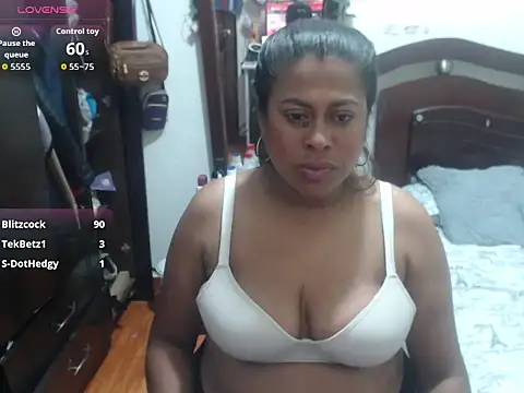 Snapshot of Caprichosa-39 chatting on 02/12/26, 01:55 Caprichosa-39 online show from 02/12/26, 01:55