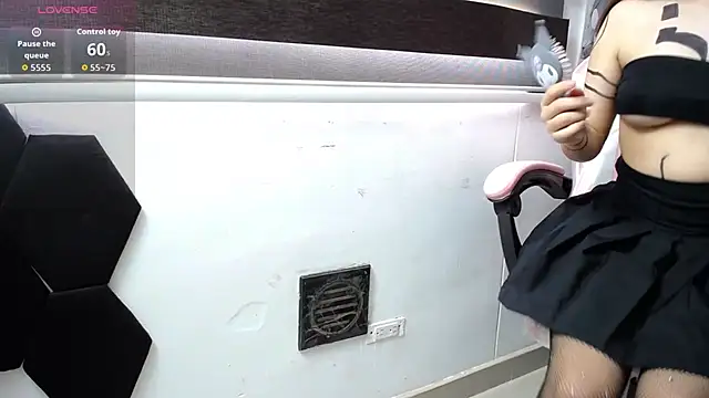 Snapshot of Mizuki_genshin chatting on 03/03/26, 05:19 Mizuki genshin online show from 03/03/26, 05:19