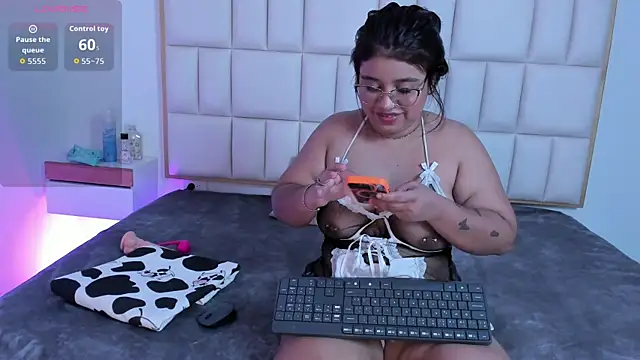 abigail johnson online show from 04/10/26, 02:39