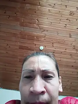 Layla Zaid online show from 05/27/26, 01:19
