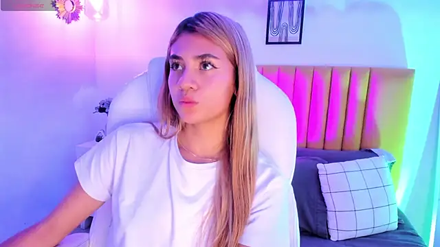 Chris Velvett online show from 04/16/26, 09:39