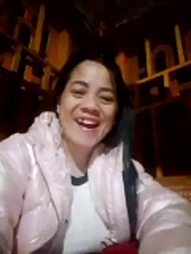 Snapshot of molly-xx chatting on 02/18/26, 09:00 molly-xx online show from 02/18/26, 09:00