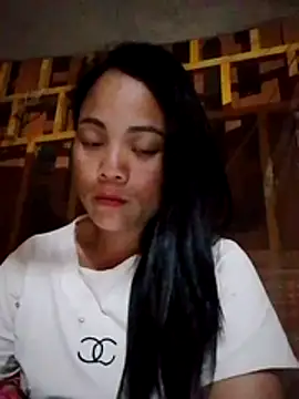 molly-xx online show from 05/09/26, 03:50