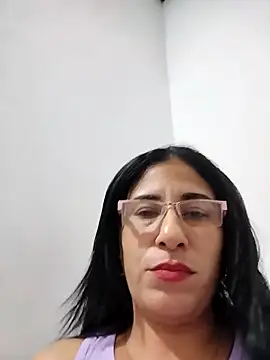 Snapshot of cardigwe chatting on 04/15/26, 03:46 cardigwe online show from 04/15/26, 03:46