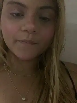 Snapshot of ayla0881 chatting on 02/17/26, 02:52 ayla0881 online show from 02/17/26, 02:52